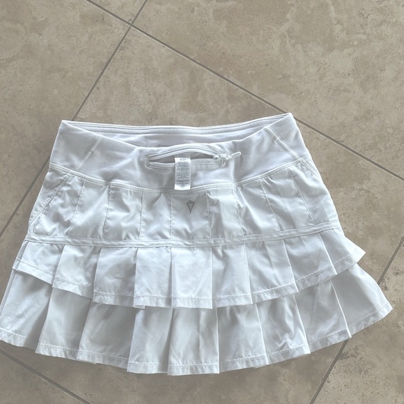 Ivivva by Lululemon set the pace Skirt/Skort youth/girls size 12 - Picture 3 of 3